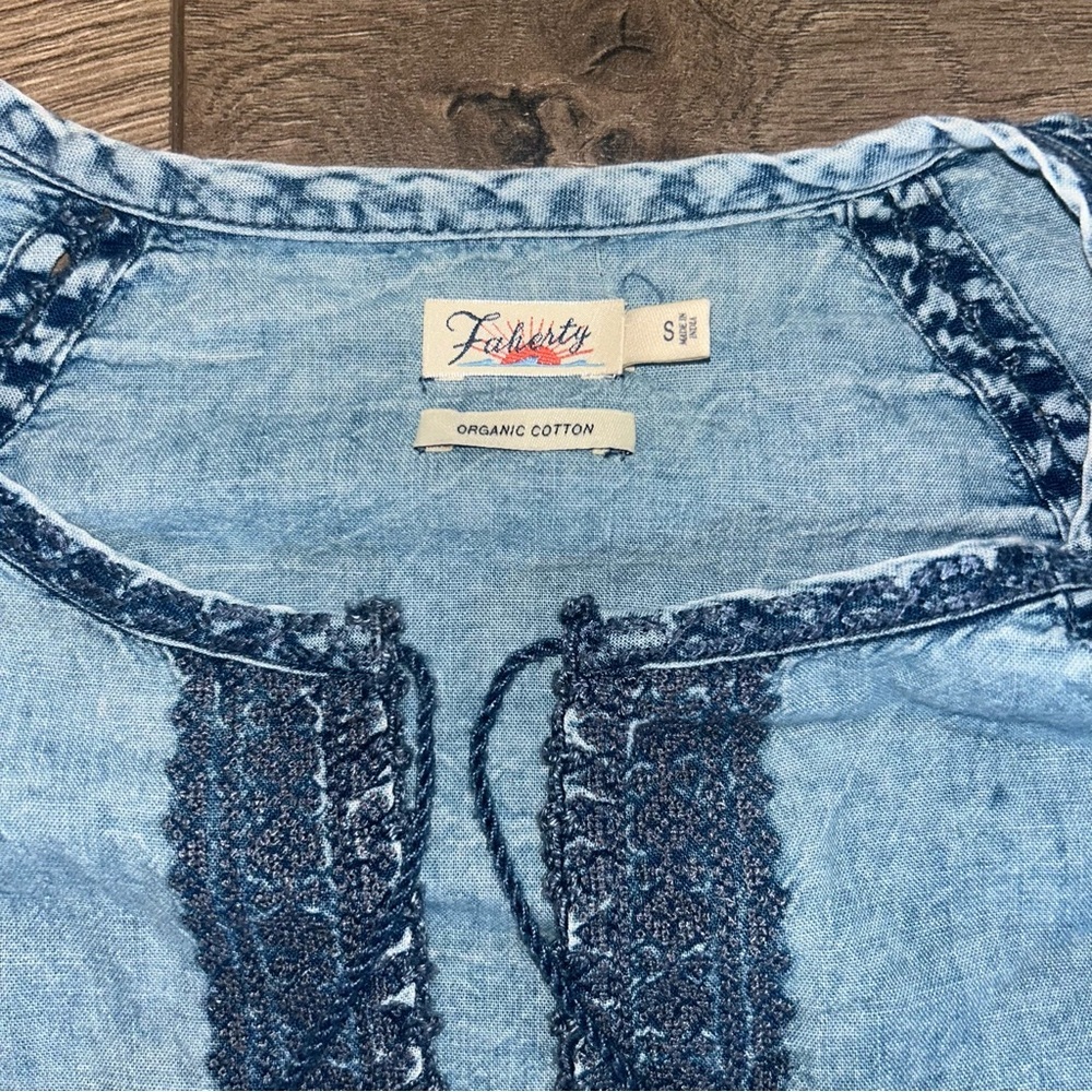 Faherty Blue Denim Women's Blouse with Tassels Size Small Organic Cotton - Picture 2 of 6